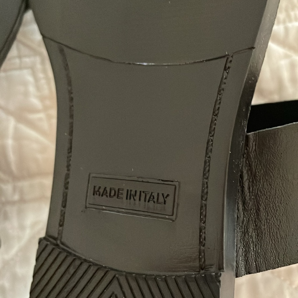 Italian leather sandals. Never worn - Picture 2 of 7